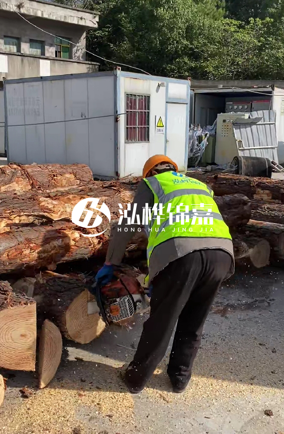 湖北有打樁木源頭工廠嗎？4米8公分松木樁多少錢一根？