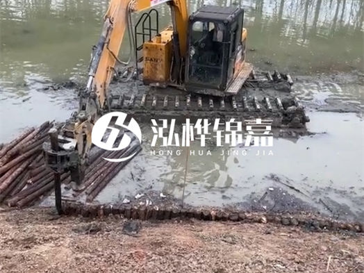 河道木材松木樁怎么選？河道工程用什么規(guī)格松木樁？