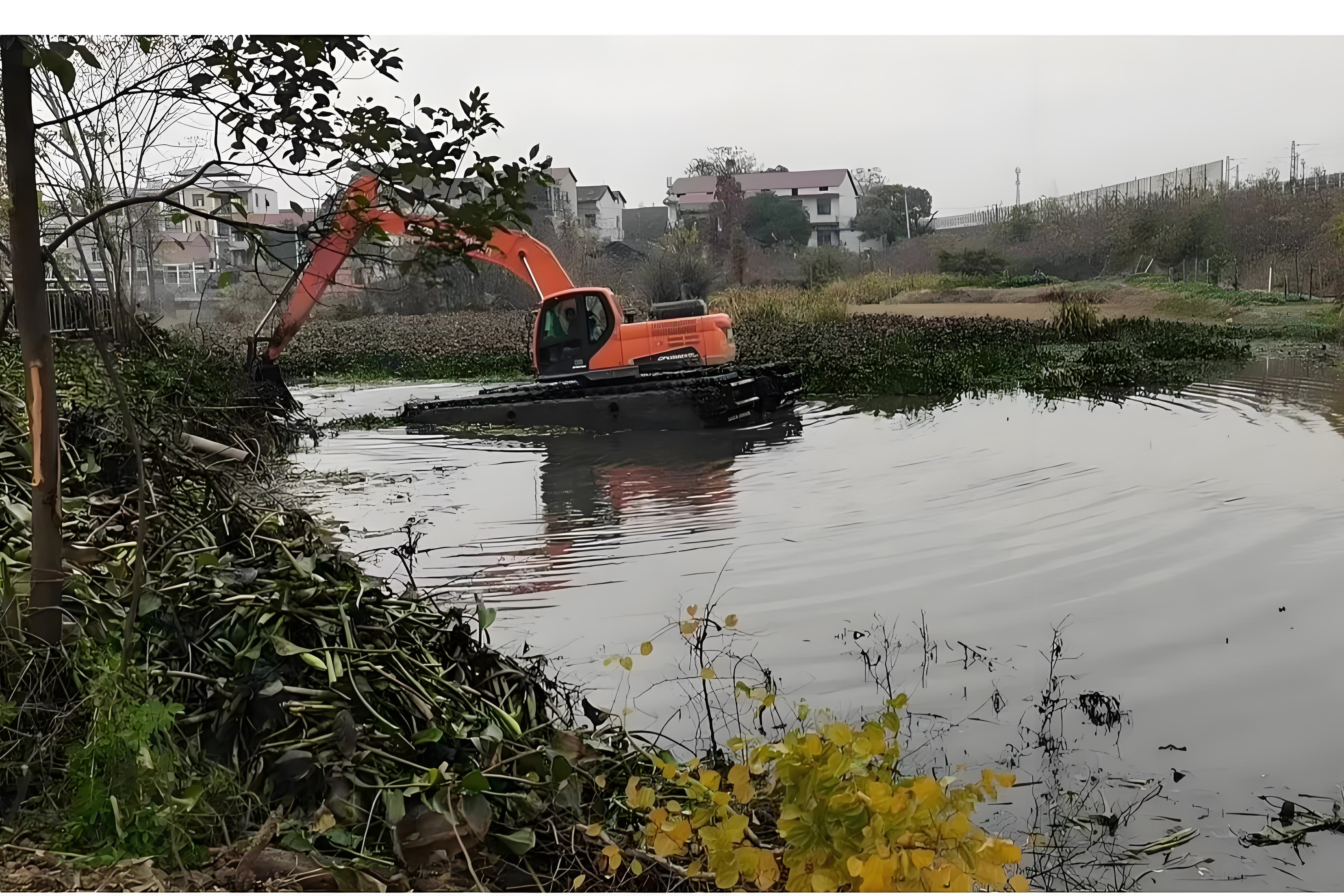 蕪湖水挖清淤團(tuán)隊(duì)泓樺錦嘉 - 挖機(jī)清淤的每立方米多少錢?